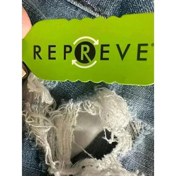 NWT Aeropostale Ripped Flex Effects High-Rise Jegging Size 6 - Picture 8 of 9